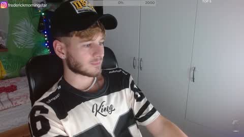 Snapshot of freddy_star chatting on 01/07/25, 08:52 Frederick Perin online show from 01/07/25, 08:52