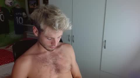 Snapshot of freddy_star chatting on 09/19/25, 08:31 Frederick Perin online show from 09/19/25, 08:31