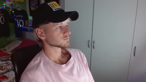 Snapshot of freddy_star chatting on 11/29/25, 12:19 Frederick Perin online show from 11/29/25, 12:19