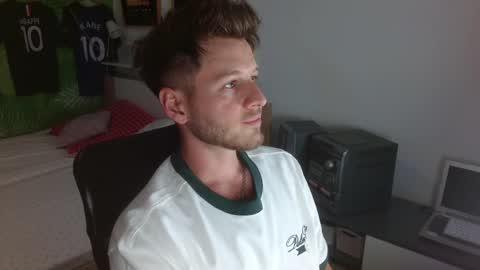 Snapshot of freddy_star chatting on 05/15/26, 02:35 Frederick Perin online show from 05/15/26, 02:35