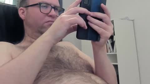 Fredrik online show from 01/17/25, 04:04