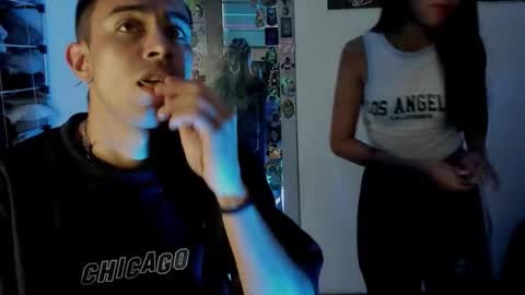    online show from 10/03/25, 01:02