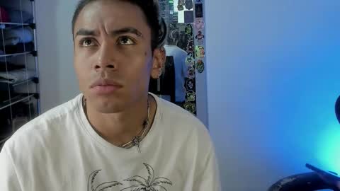    online show from 10/03/25, 06:27