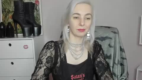 Anne online show from 06/24/26, 06:34