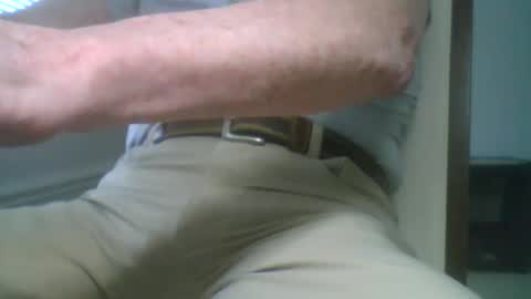 Snapshot of freeballerbrian chatting on 05/06/26, 06:24 Free BallerBrian online show from 05/06/26, 06:24