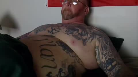 Snapshot of freebird739 chatting on 01/01/25, 10:32 Freebird739 online show from 01/01/25, 10:32