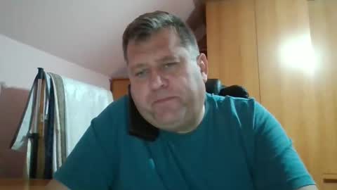 freeboy80180 online show from 10/13/25, 04:29