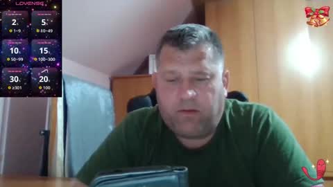 freeboy80180 online show from 03/12/26, 06:36