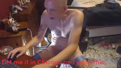 Snapshot of freetoloveprettybpois chatting on 12/15/24, 08:30 Guy4YngrSmoothWild online show from 12/15/24, 08:30