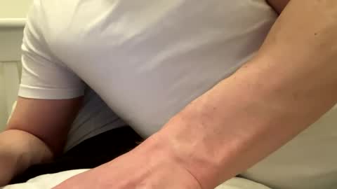 Snapshot of freeworldtoday chatting on 03/11/25, 08:53 freeworldtoday online show from 03/11/25, 08:53