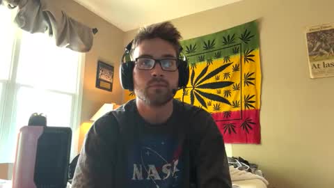 freezeskiii online show from 09/22/25, 07:05