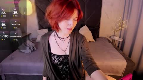 Snapshot of freirene chatting on 10/15/25, 02:06 Freirene online show from 10/15/25, 02:06