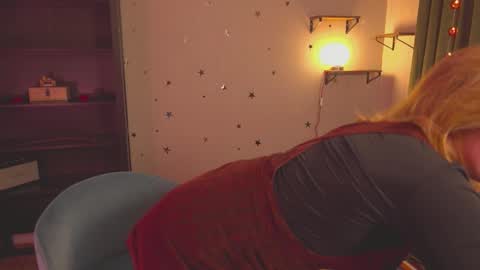 Louise or Lou 3 online show from 12/03/24, 02:38