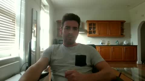 Snapshot of frenchbdmaninlondon chatting on 12/16/24, 01:00 Horny Paul online show from 12/16/24, 01:00