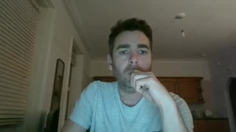 Snapshot of frenchbdmaninlondon chatting on 12/17/24, 05:36 Horny Paul online show from 12/17/24, 05:36