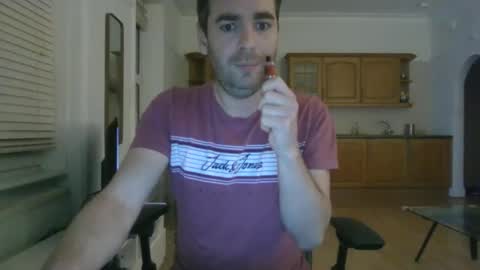 Snapshot of frenchbdmaninlondon chatting on 12/23/24, 08:14 Horny Paul online show from 12/23/24, 08:14