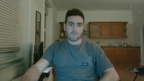Snapshot of frenchbdmaninlondon chatting on 12/29/24, 05:22 Horny Paul online show from 12/29/24, 05:22
