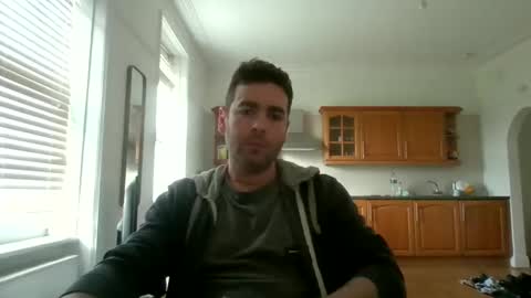 Snapshot of frenchbdmaninlondon chatting on 12/30/24, 11:48 Horny Paul online show from 12/30/24, 11:48