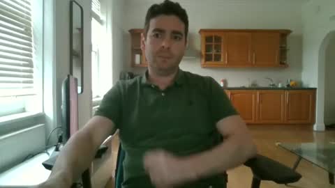 Snapshot of frenchbdmaninlondon chatting on 01/15/25, 01:09 Horny Paul online show from 01/15/25, 01:09