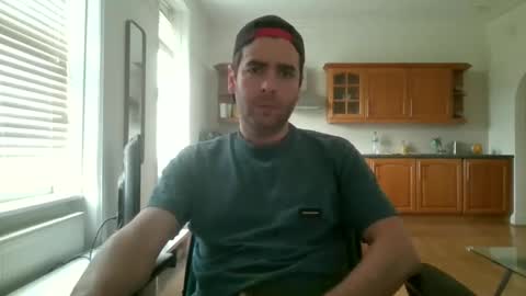 Snapshot of frenchbdmaninlondon chatting on 01/29/25, 12:45 Horny Paul online show from 01/29/25, 12:45