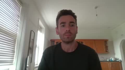 Snapshot of frenchbdmaninlondon chatting on 09/12/25, 12:05 Horny Paul online show from 09/12/25, 12:05