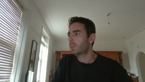 Snapshot of frenchbdmaninlondon chatting on 09/26/25, 11:03 Horny Paul online show from 09/26/25, 11:03