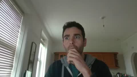 Snapshot of frenchbdmaninlondon chatting on 11/16/25, 02:11 Horny Paul online show from 11/16/25, 02:11