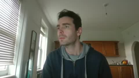 Snapshot of frenchbdmaninlondon chatting on 01/06/26, 01:48 Horny Paul online show from 01/06/26, 01:48