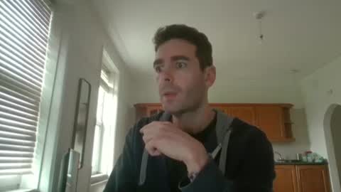 Snapshot of frenchbdmaninlondon chatting on 01/12/26, 02:11 Horny Paul online show from 01/12/26, 02:11