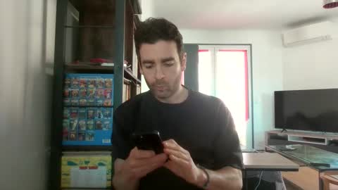 Snapshot of frenchbdmaninlondon chatting on 02/17/26, 12:45 Horny Paul online show from 02/17/26, 12:45