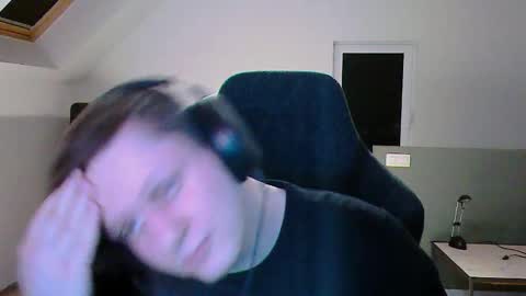 Snapshot of frenchfrieswithmayo chatting on 03/10/25, 10:45 French fries online show from 03/10/25, 10:45