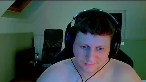 Snapshot of frenchfrieswithmayo chatting on 09/19/25, 07:58 French fries online show from 09/19/25, 07:58