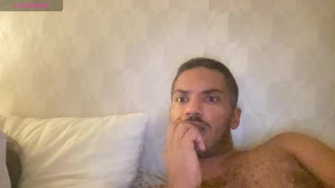 frenchlovers23 online show from 11/08/25, 10:52