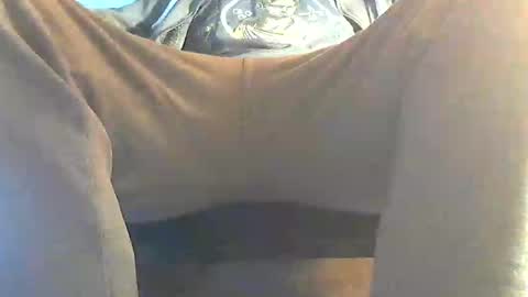 Snapshot of frenchpapalover chatting on 01/14/25, 08:52 frenchpapalover online show from 01/14/25, 08:52