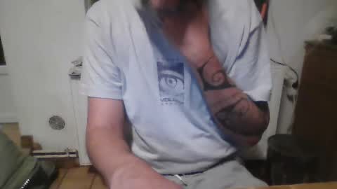 frenchpapalover online show from 04/23/26, 04:03