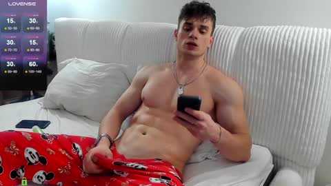 Snapshot of fresh_b1ood chatting on 01/14/25, 10:34 Alex or Andrzej online show from 01/14/25, 10:34
