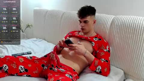 Snapshot of fresh_b1ood chatting on 03/03/25, 10:42 Alex or Andrzej online show from 03/03/25, 10:42