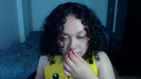 Louise  online show from 11/03/25, 04:03