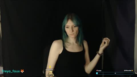 Snapshot of freya_faux chatting on 01/17/25, 07:38 freya_faux online show from 01/17/25, 07:38