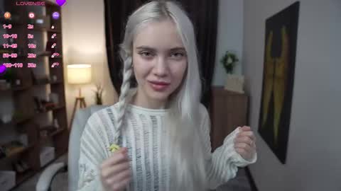 Freya online show from 03/11/26, 07:20