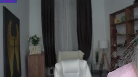 Freya online show from 04/11/26, 07:40