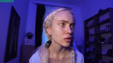 Freya online show from 04/21/26, 02:51