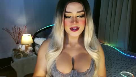 Snapshot of freya_lovestocum chatting on 01/14/26, 11:20 Miss Frea online show from 01/14/26, 11:20