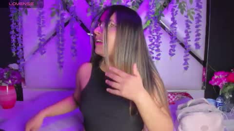 Freya online show from 03/26/26, 03:01