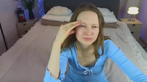 Snapshot of freya_nilsson chatting on 03/01/25, 09:29 Freya online show from 03/01/25, 09:29