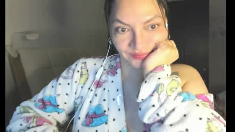 freya_shaik_ online show from 03/25/26, 05:02