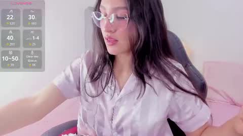 Snapshot of freya_sweet09 chatting on 06/20/26, 07:22 freya_sweet09 online show from 06/20/26, 07:22
