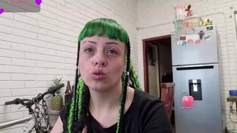 freyaa_sorceress online show from 09/14/25, 07:57