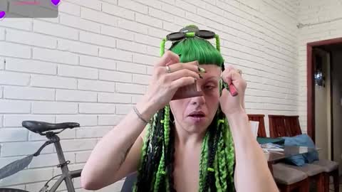 freyaa_sorceress online show from 10/12/25, 05:34