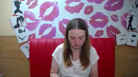 FreyaDak online show from 12/04/25, 06:16